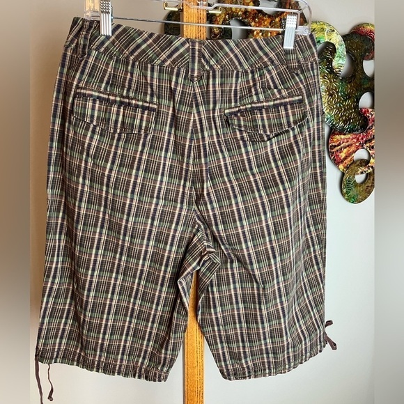 Shorts Woman’s 14 Brown Bermuda Lots Of Pockets Preowned Gently - Picture 5 of 12